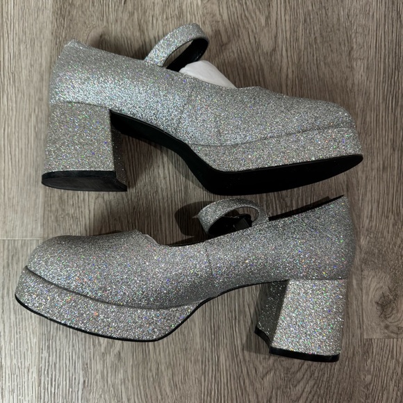 dELiA*s Silver Glitter Mary Jane Platform Heels | New in Box Sz 9M - Picture 3 of 11